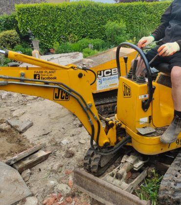 Groundworks - Digging foundations with Bluebells Groundworks